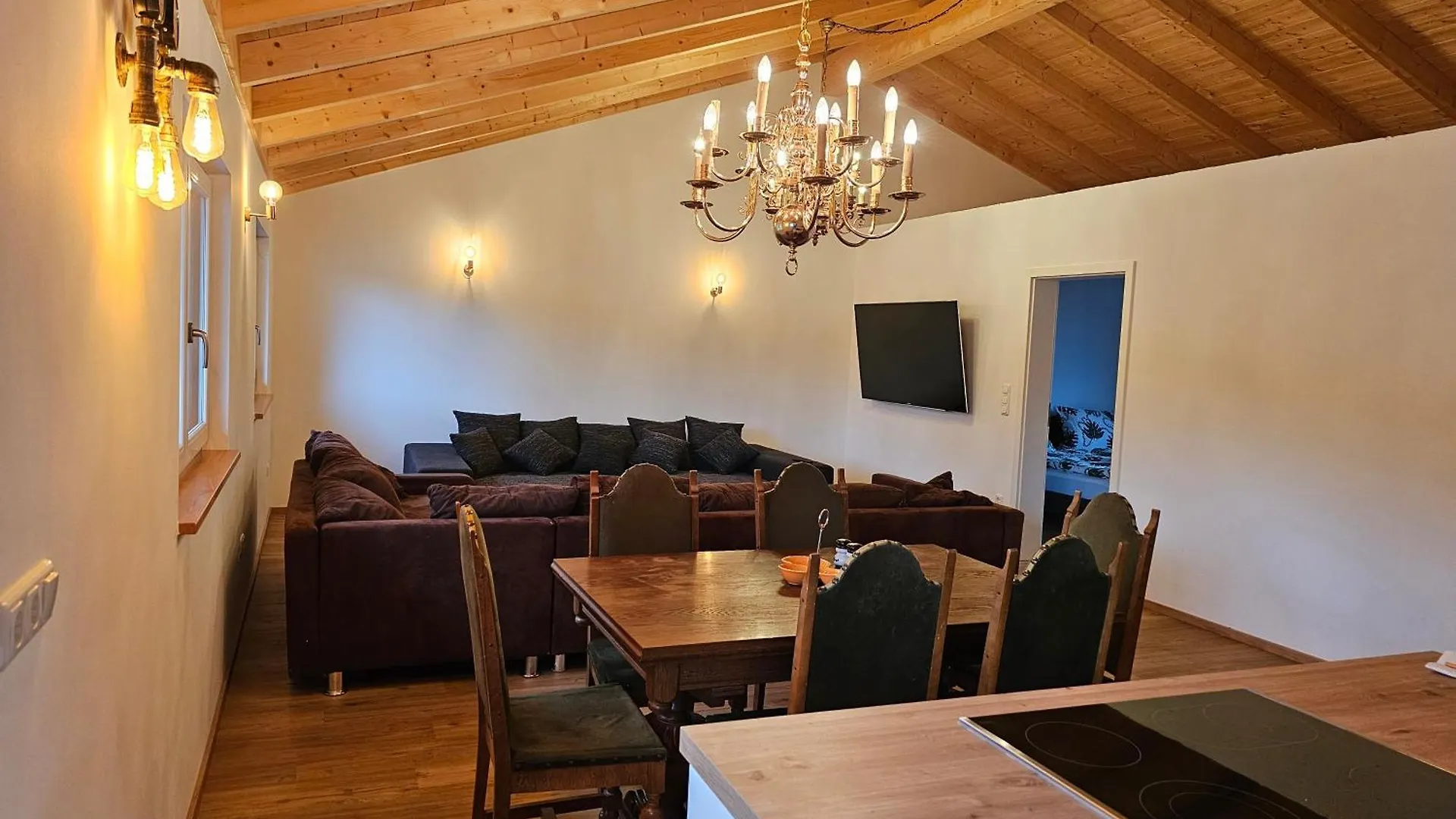 Penthouse-Ferienwohnung Auf Rups Hof Landau an der Isar