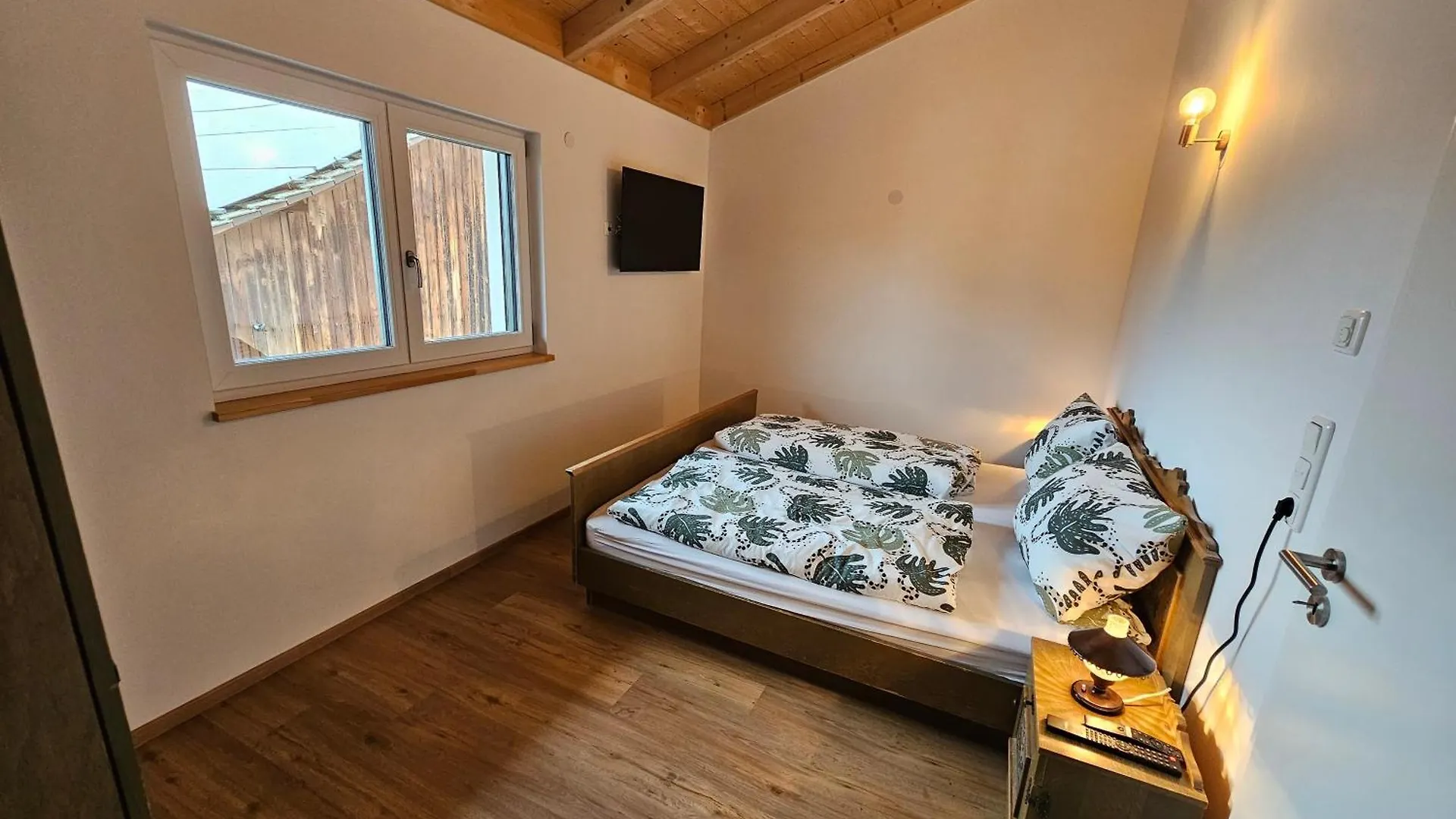 Penthouse-Ferienwohnung Auf Rups Hof Landau an der Isar